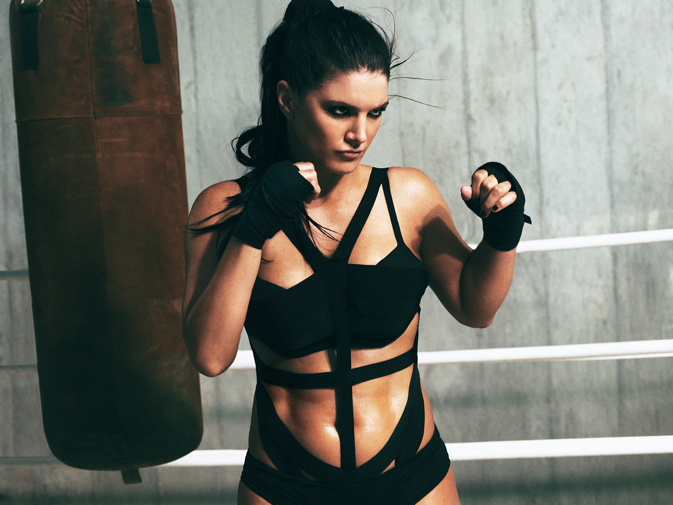 list of the top 10 hottest women of MMA, including Gina Carano and Arianny ...