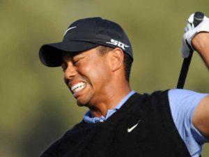 tiger woods playing injury